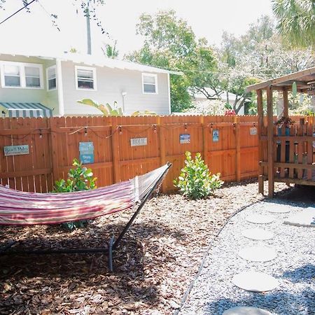 Two Bedroom Ranch With Private Deck Close To Beach Lake Worth Beach Bagian luar foto